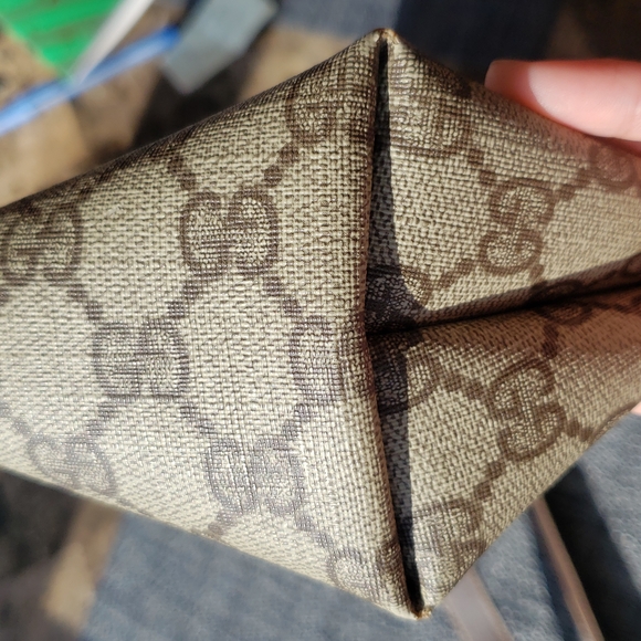 Gucci - Picture 4 of 10